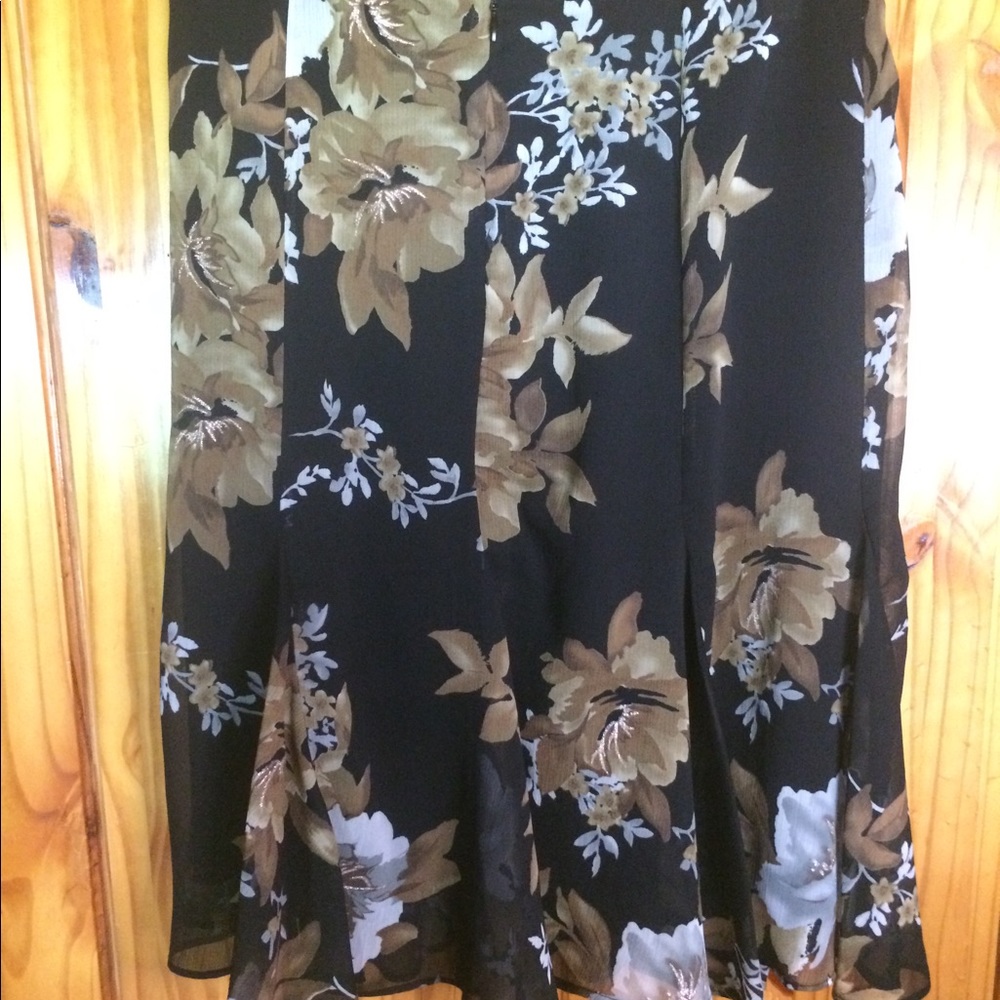 Apt. 9 Brown Floral Skirt